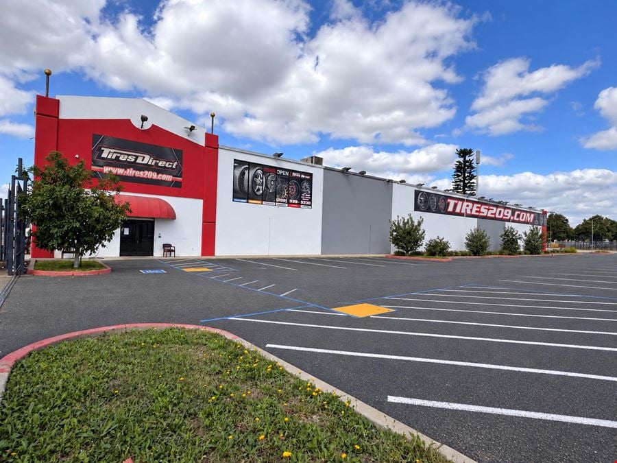 Warehouse/Distribution Facility w/ Yard