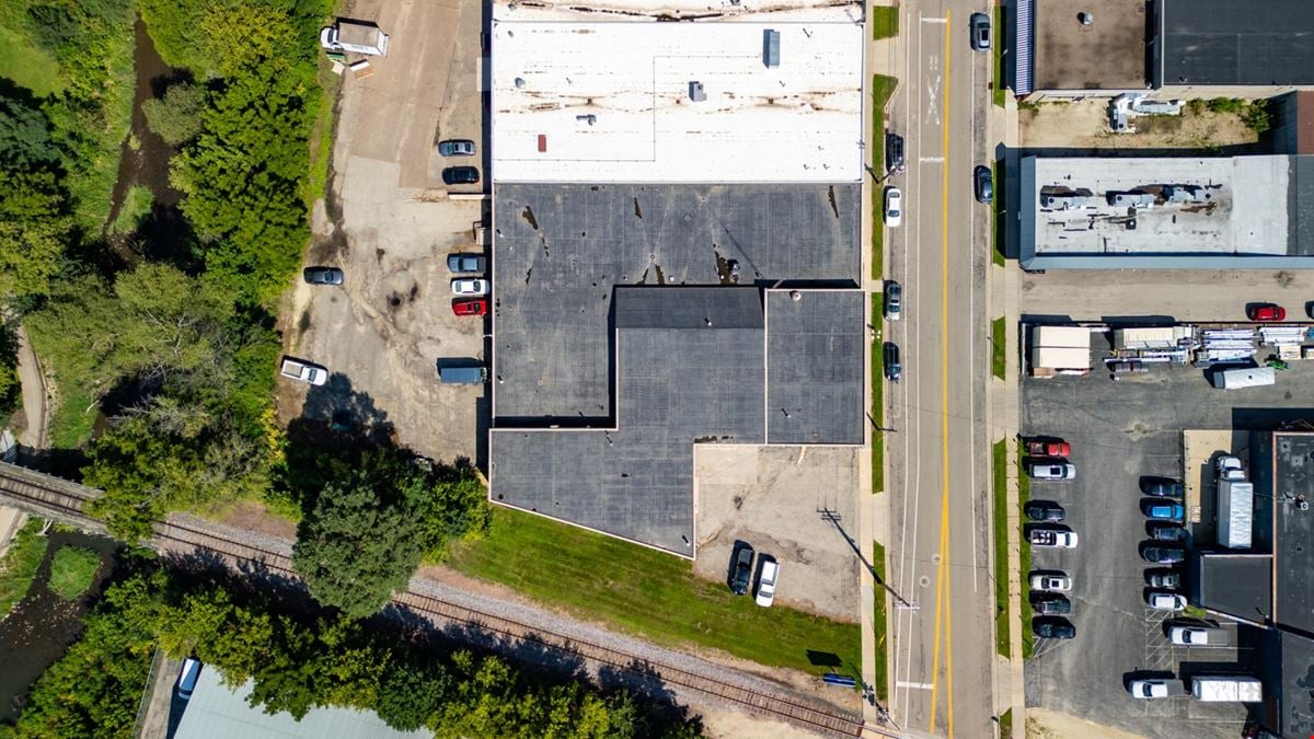 Flexible Industrial & Commercial Spaces | 3-Phase Power & Loading Access