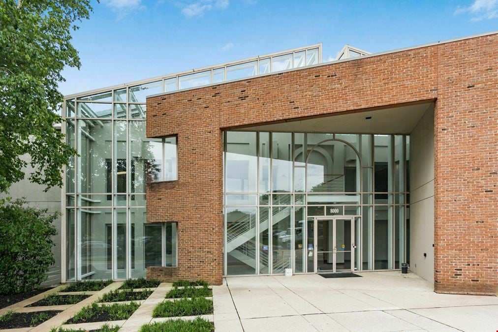 8000 Ravines Edge, Columbus