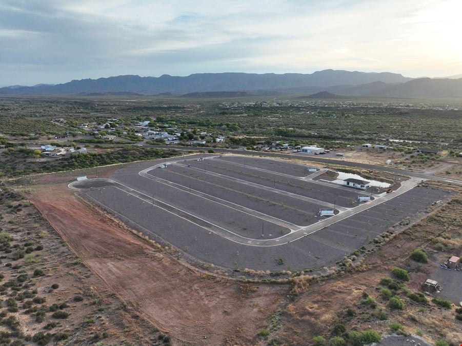 Roosevelt Lake Cottages RV Park