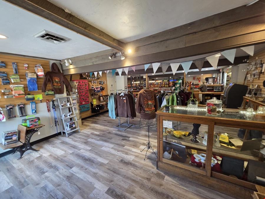 Ferncliff Retail Center