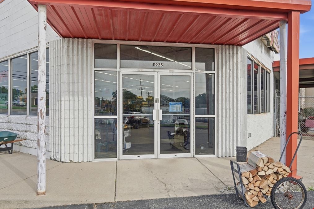 Two-Building Retail / Owner-User Opportunity – Hamilton Ave & W. Kemper Rd