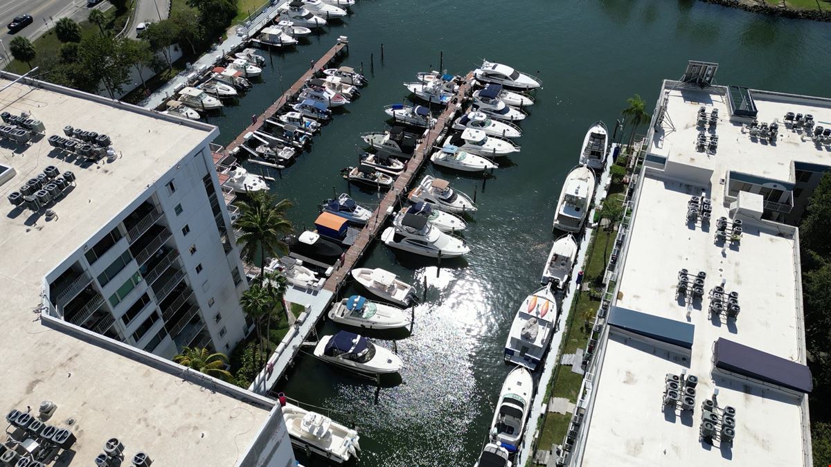 1700 Northwest North River Drive, #2