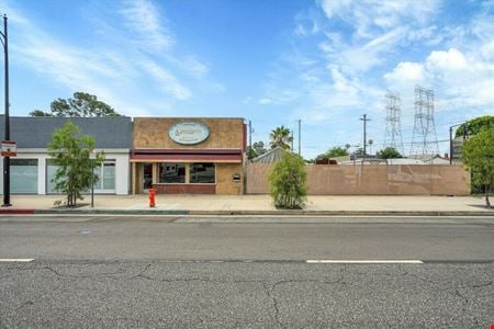 Preview of Retail space for Sale at 4204-4208 W Burbank Blvd 