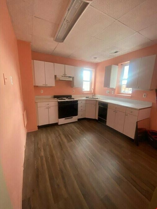 1733 Maryland