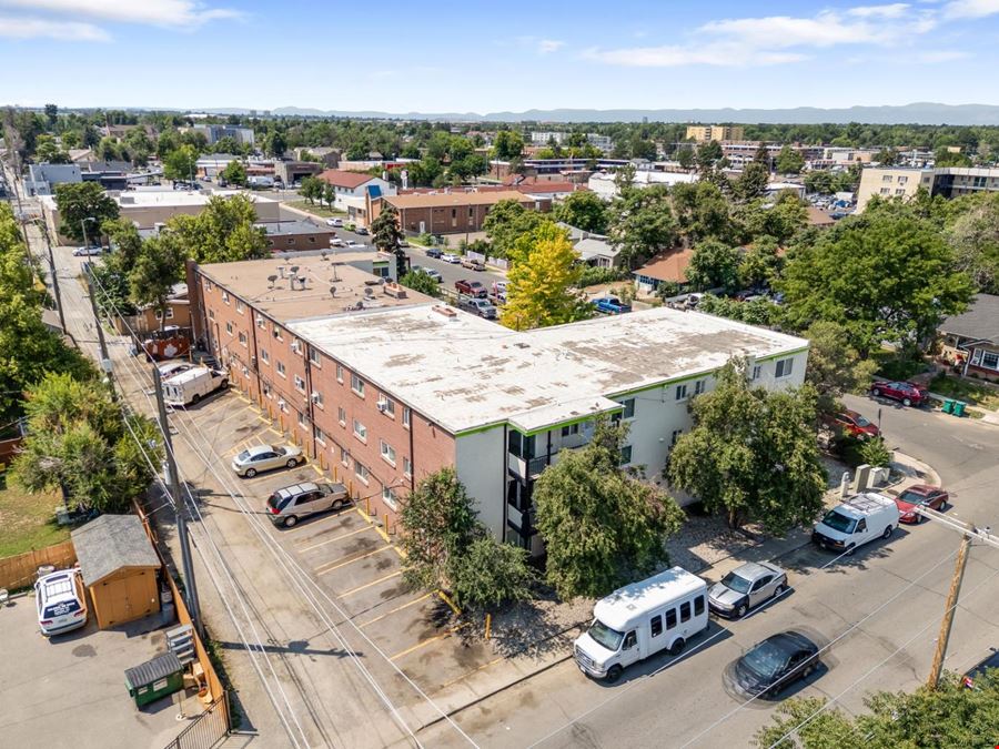 1592 Boston St. Aurora, CO 80010