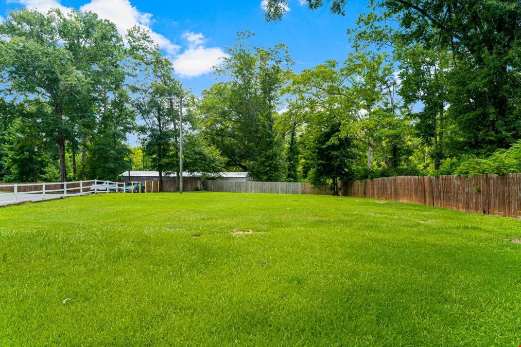 872 Deer Wood Ln
