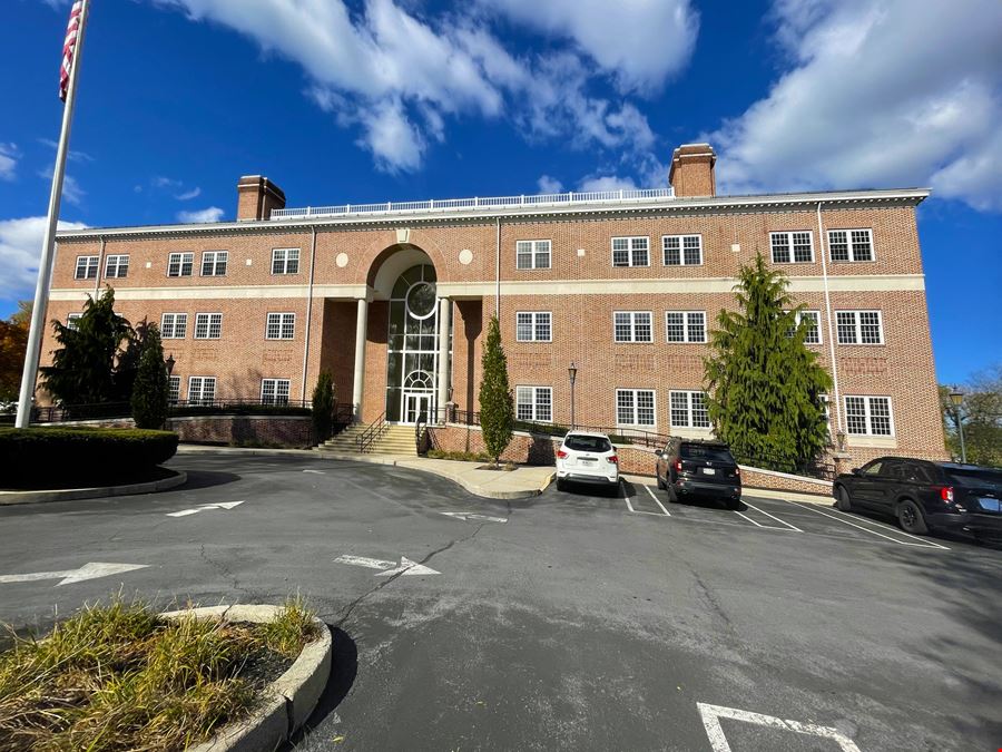 4242 Carlisle Pike