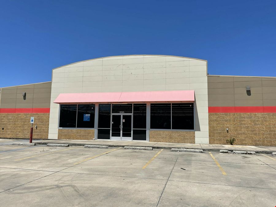 Prime Retail Space Available in St. Amant