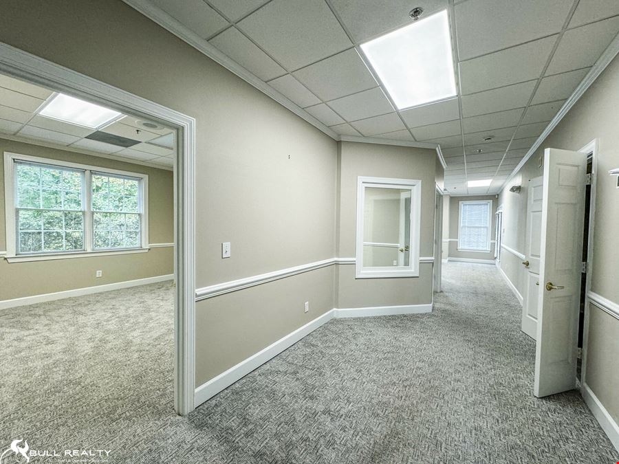 Office Suite in East Cobb | ± 1,593 SF | For Lease