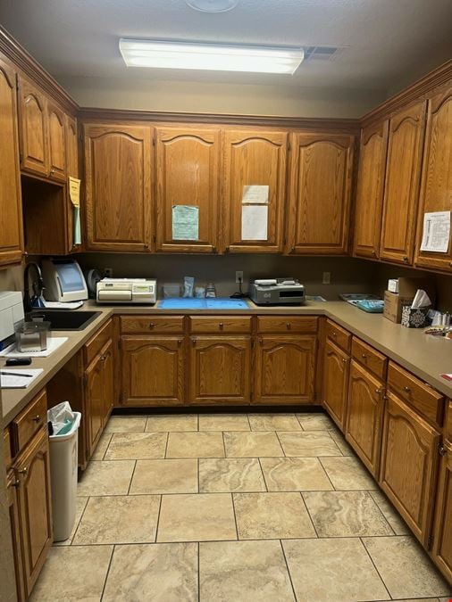 725 NW 67th St