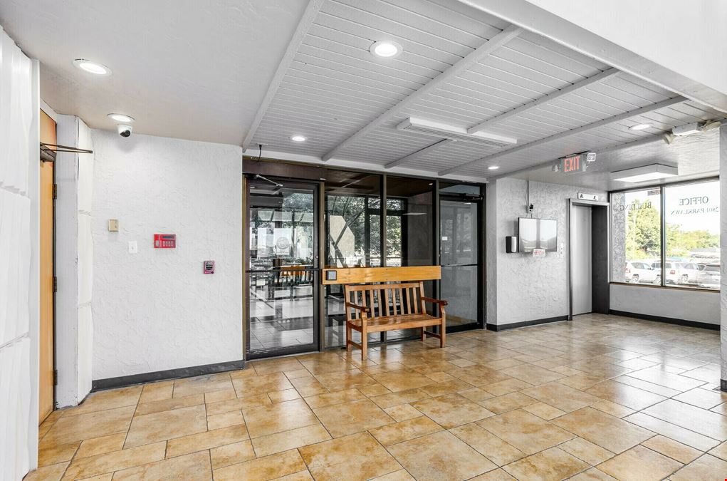 2801 Parklawn Drive