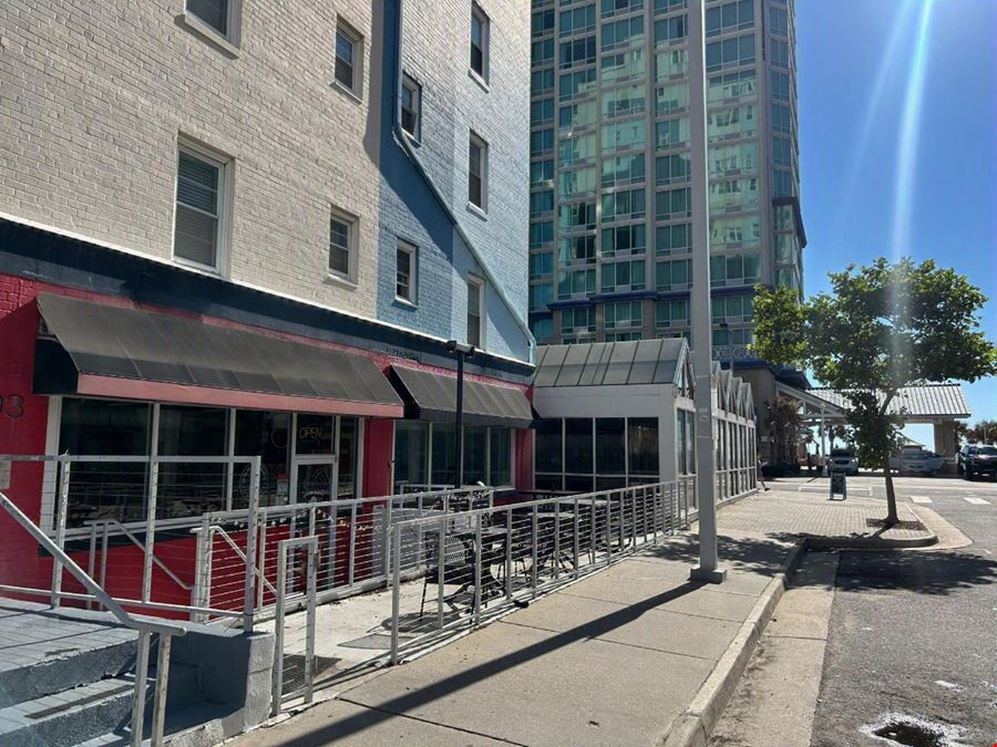 Prime Oceanfront Retail & Restaurant Space