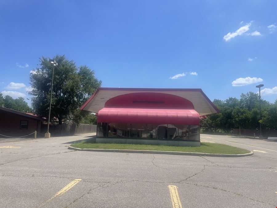 Former Arby's Building