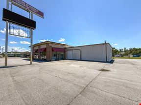 Newly Renovated Retail/Warehouse for Lease