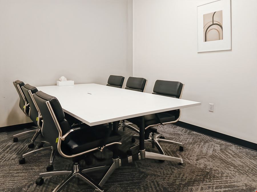 Regus - Edmond - S Broadway