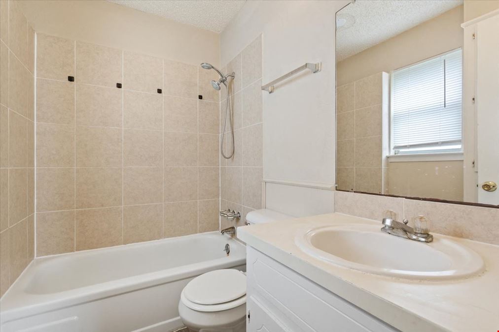 108-217 W Gruver Duplex Portfolio