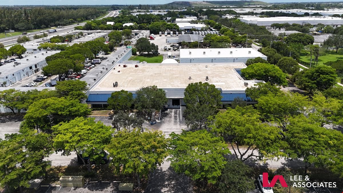 Warehouse with Office in Turnpike Industrial Park