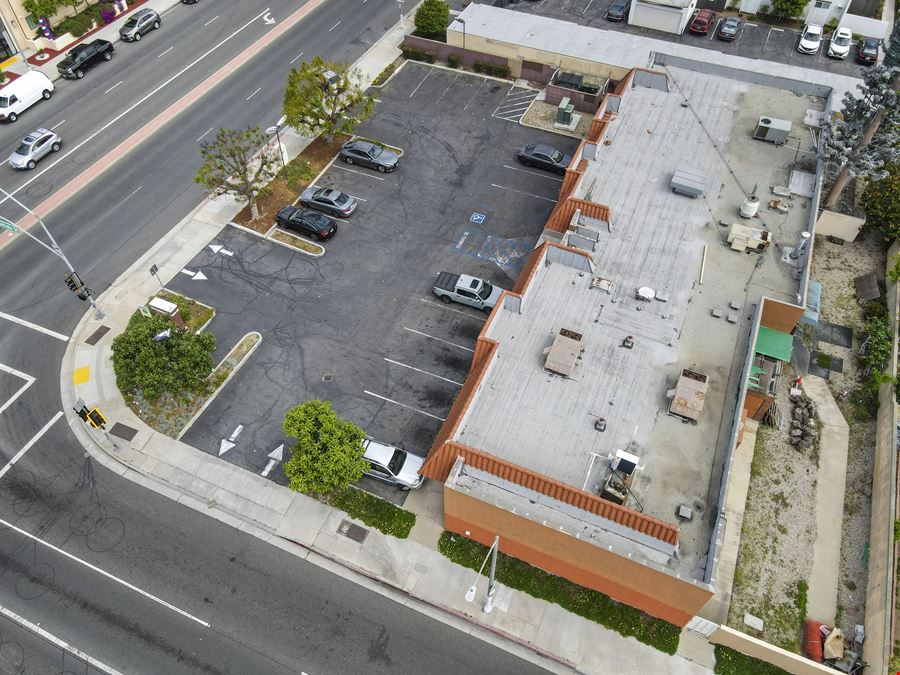 Bloomfield Plaza