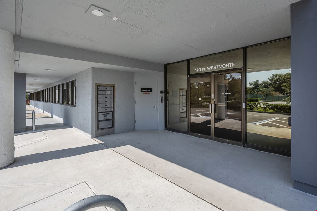 Plaza Del Prado Office Space