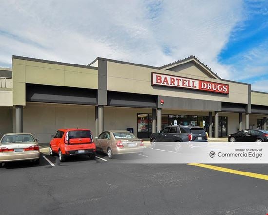 Preview of Retail space for Rent at 27035 Pacific Hwy South