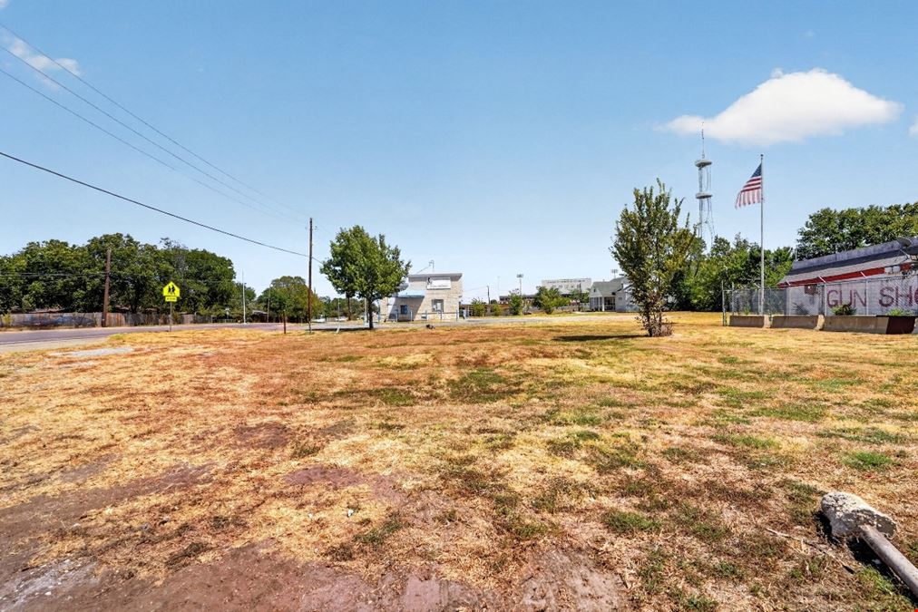 2648 W Scyene Rd Mesquite - For Lease