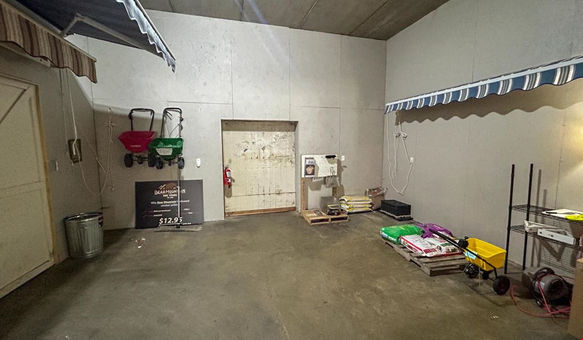 407 2nd Ave NW - Retail and Warehouse Space for Lease/Sale 