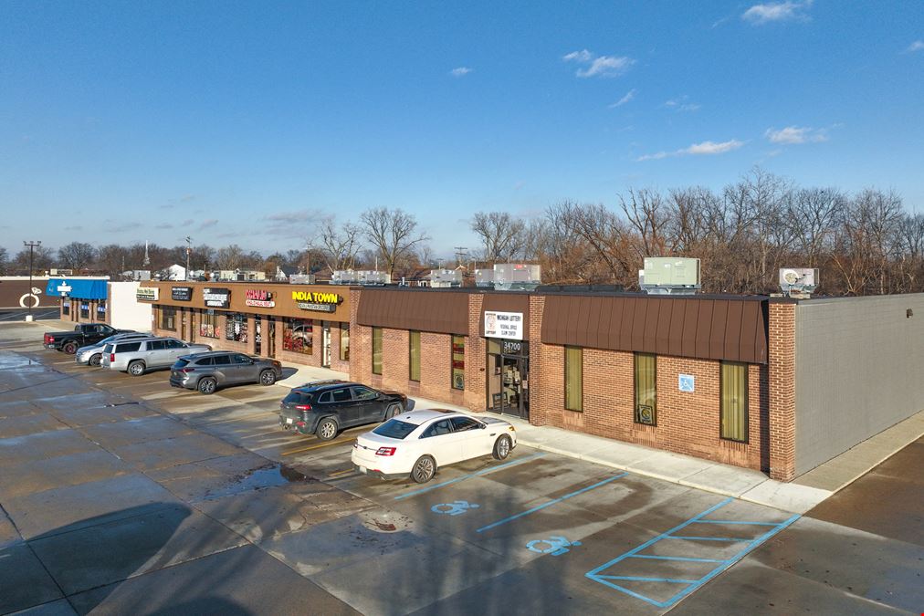 Sherwood Plaza