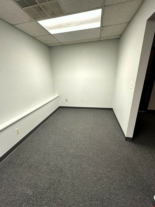 Industrial/Flex for Lease in Ann Arbor - Pittsfield Twp