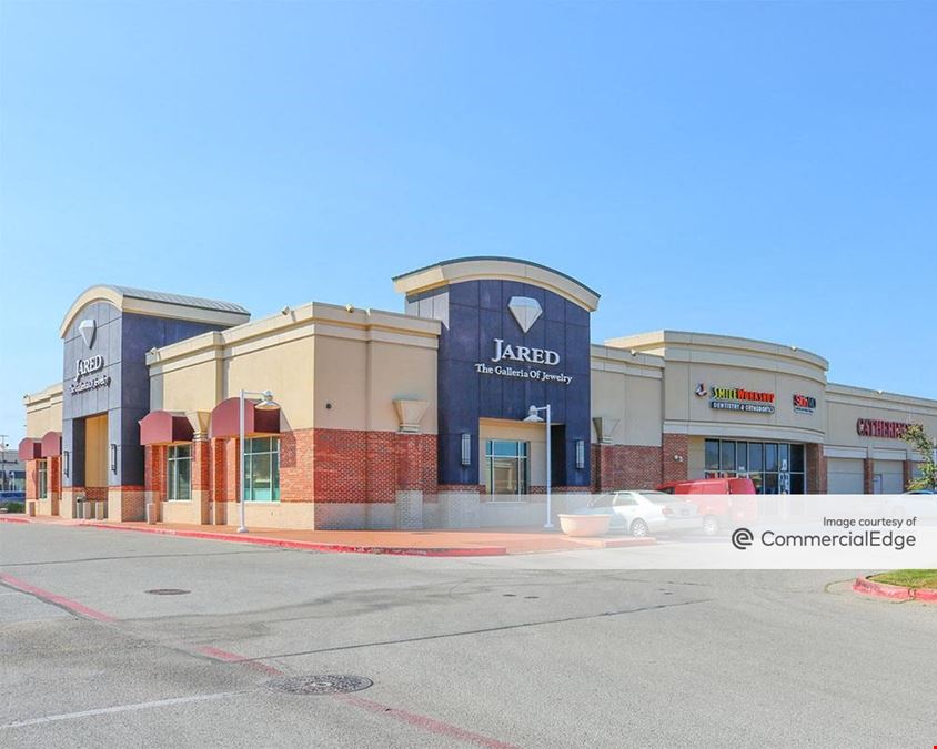 The Shops At NorthEast Mall - 820-868 NE Mall Blvd