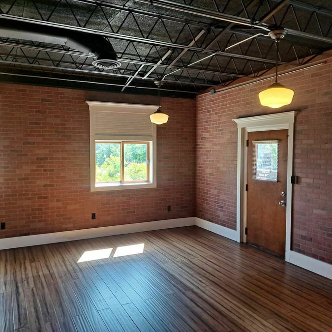 Office/retail space available