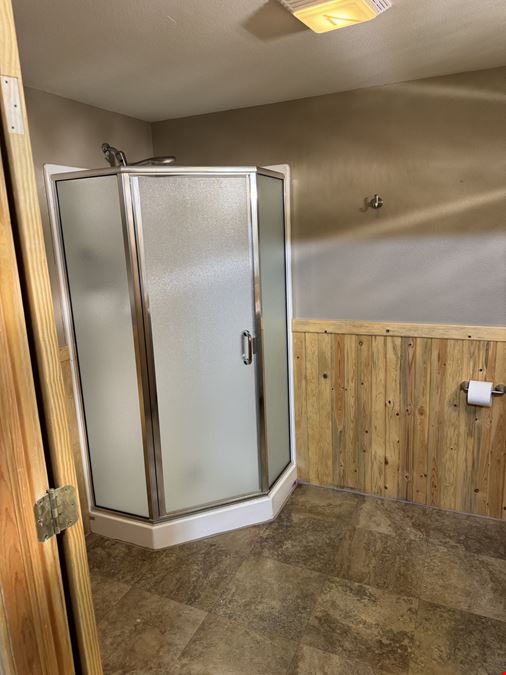 323 24th Street W