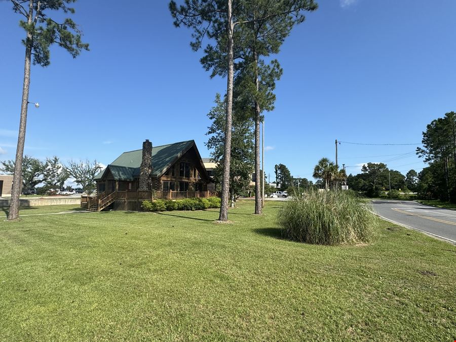 Log Cabin Office Near Bienville Orthopedic for Lease