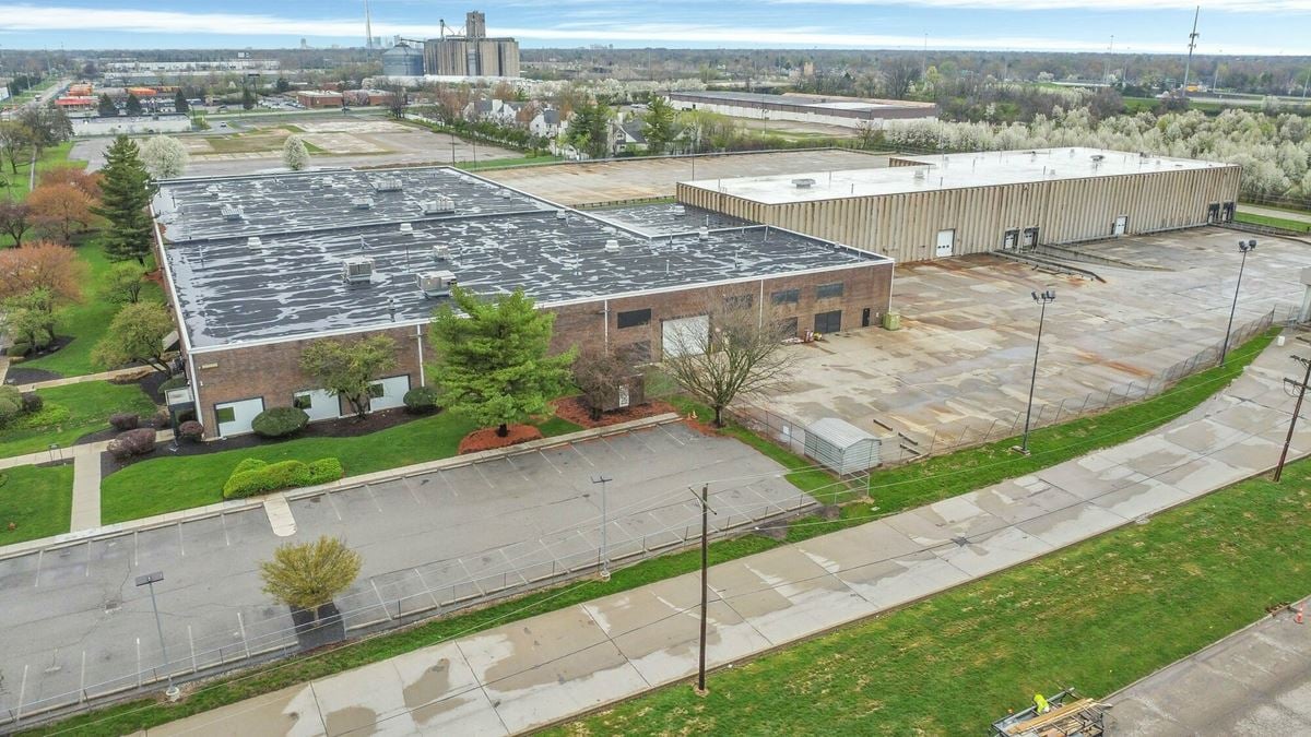4500 Groves Rd