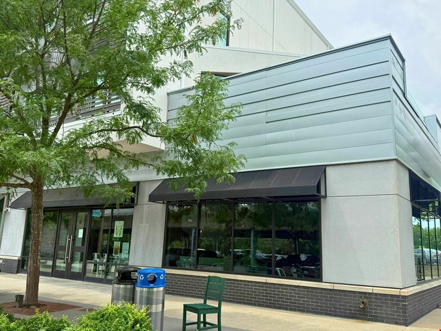 FARMERS PARK RETAIL SPACE