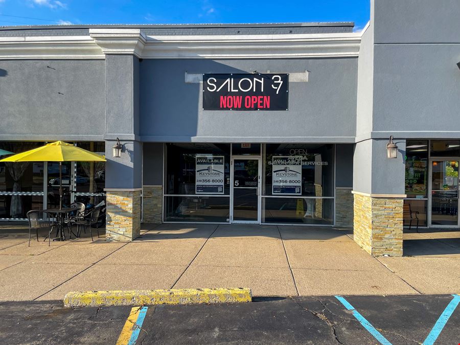 Walled Lake Plaza