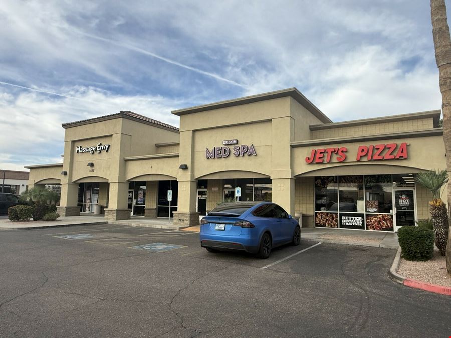 Highland Plaza Shops