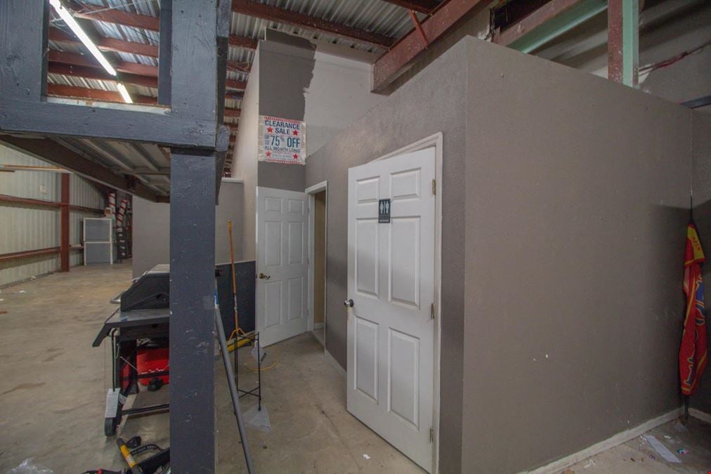 Downtown Arcadia Retail Warehouse