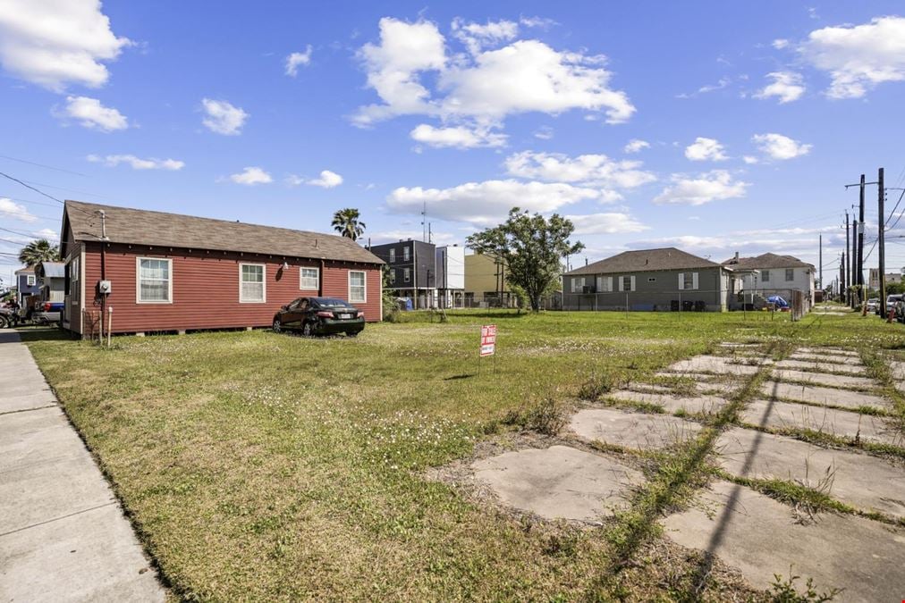 2820 Winnie-Mixed Use