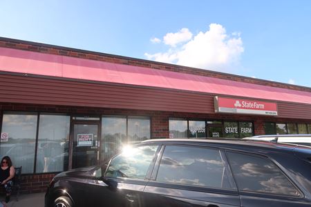 Preview of Retail space for Rent at 203 S Rand Rd
