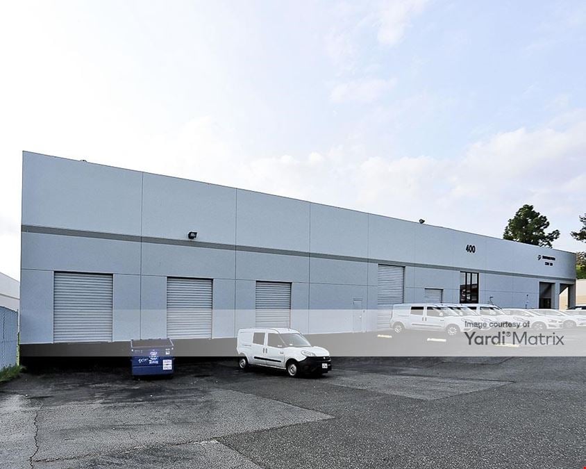Trimble Distribution Center - 400-430 East Trimble Road