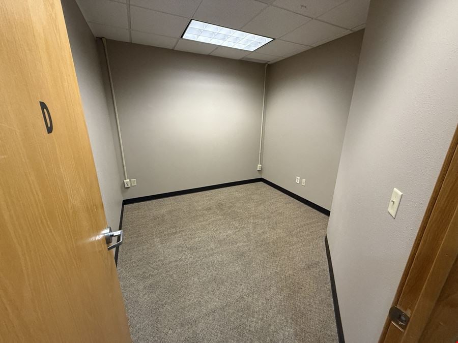 Moorhead Multiple Office Suites