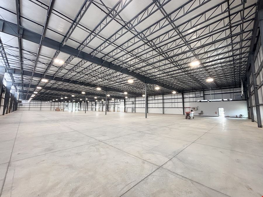 26,060 to 52,120 SF Industrial for Lease