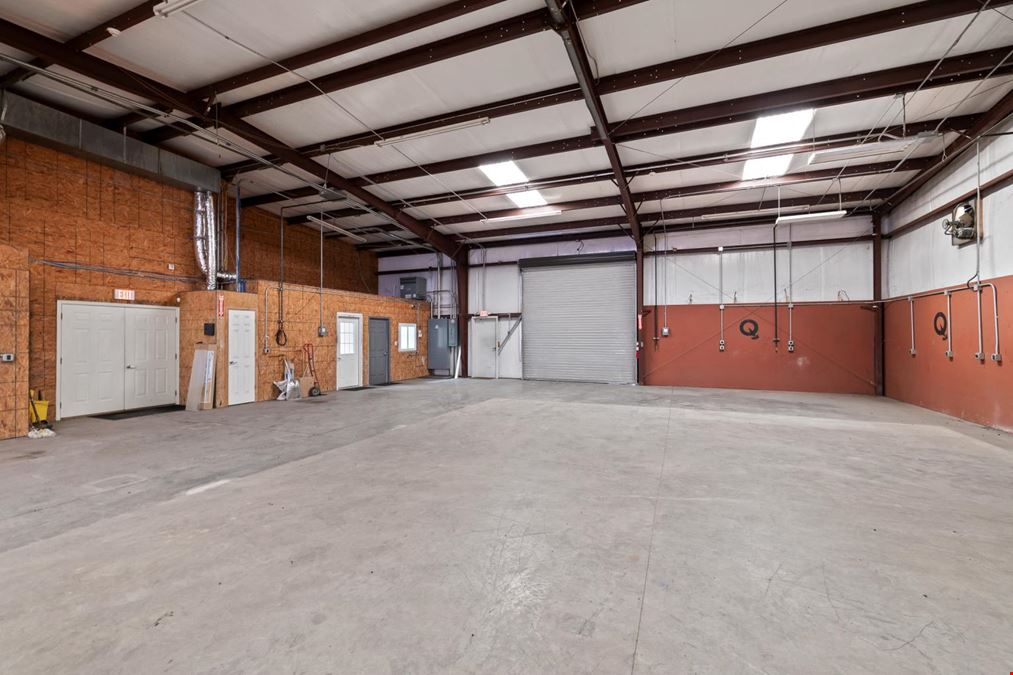 6100 square feet Warehouse with office space