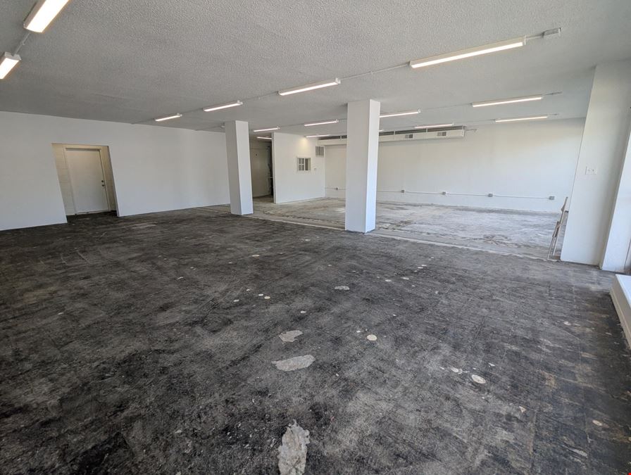 801-803 W Maple