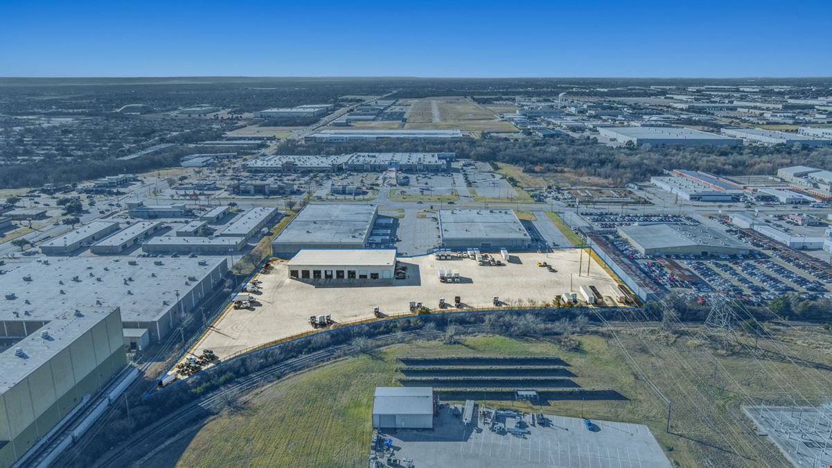 Sublease: Heavy-Duty Trucking Facility Near I-20 & I-30