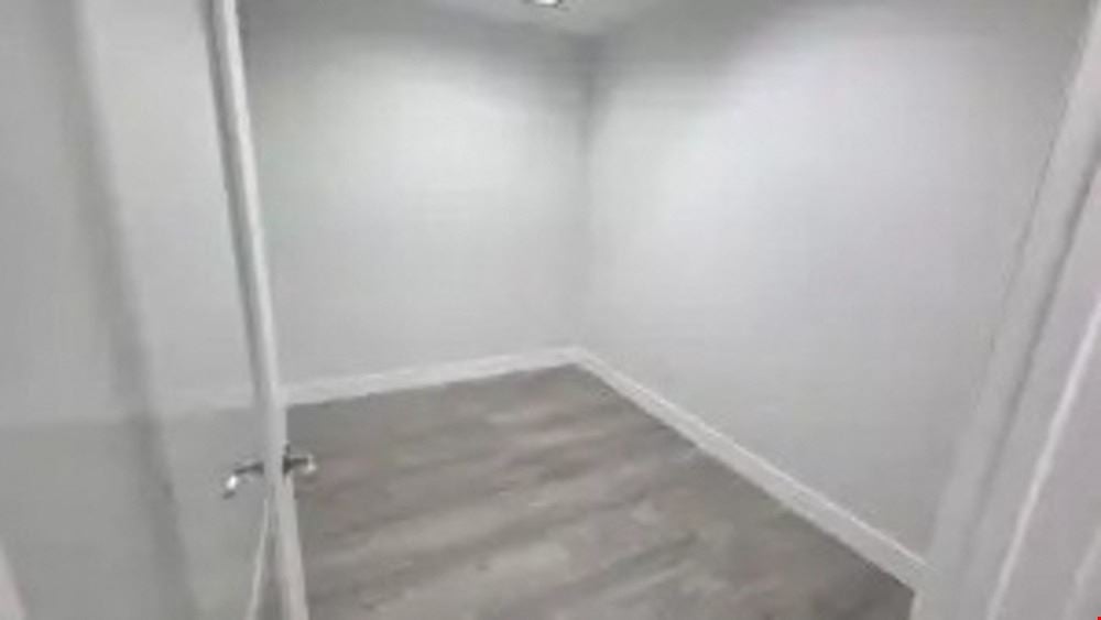 4624 SF Suite 201-203 PROFESSIONAL & MEDICAL OFFICE SPACE FOR LEASE