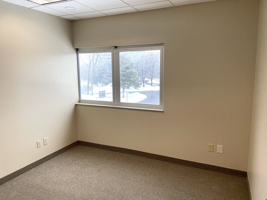 1335 Corporate Center Curve