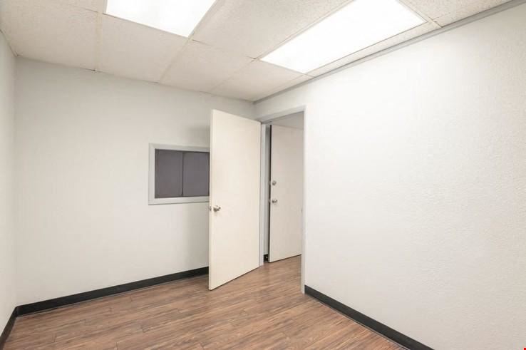 Freestanding Office/Warehouse Building