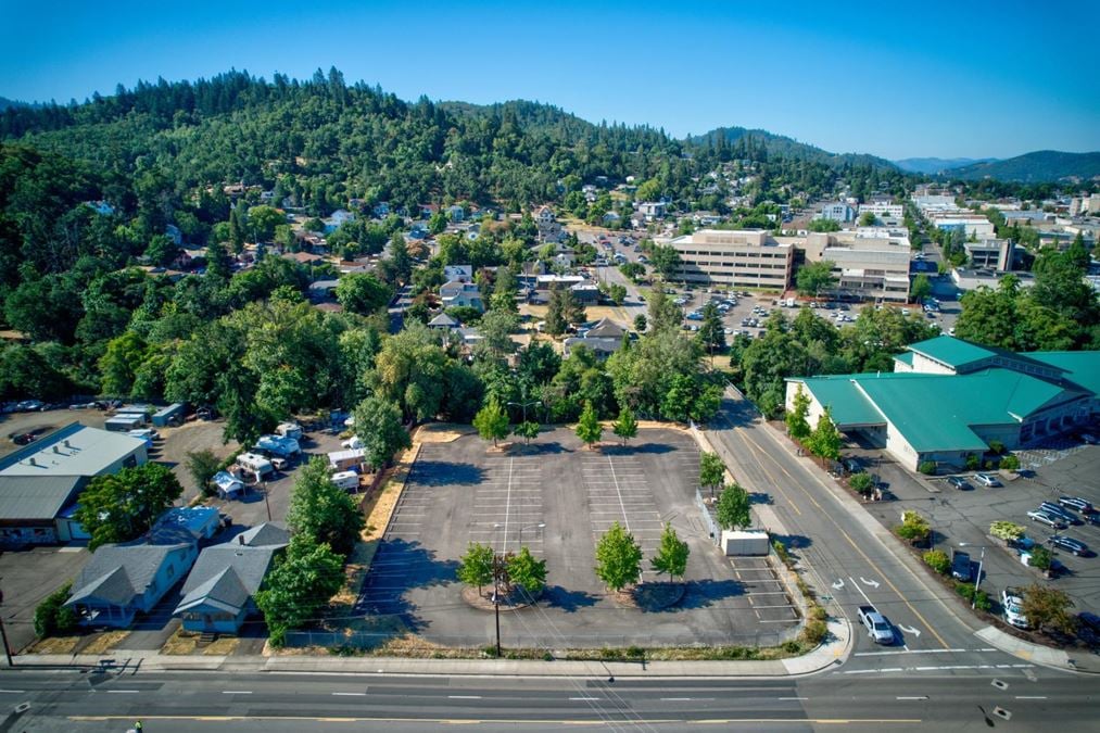 0 Ne Diamond Lake Blvd , Roseburg, OR 97470